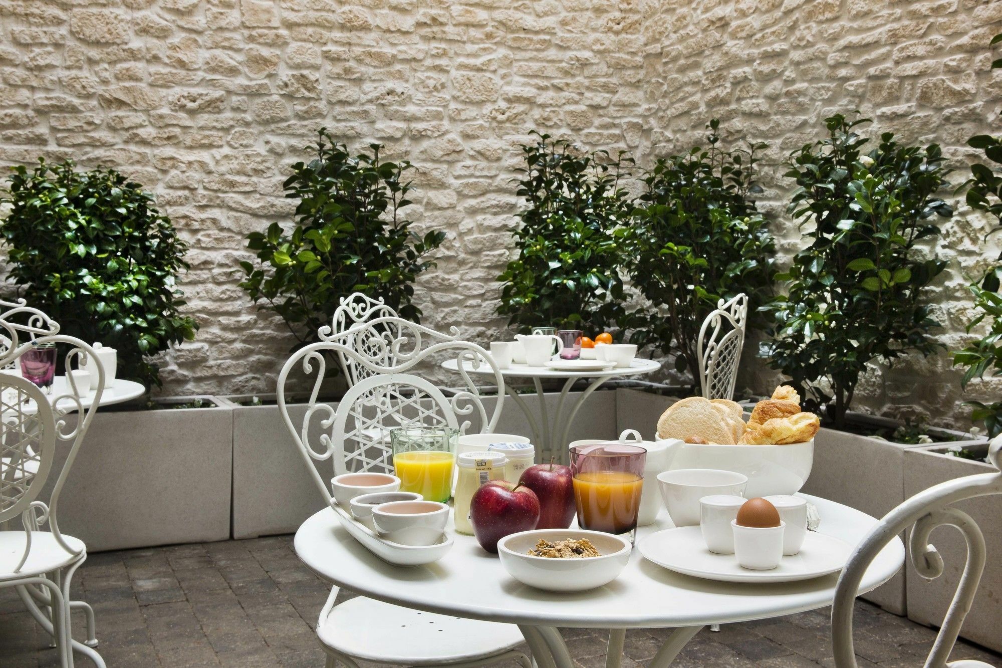 Hotel Celeste Batignolles Montmartre Paris Bagian luar foto